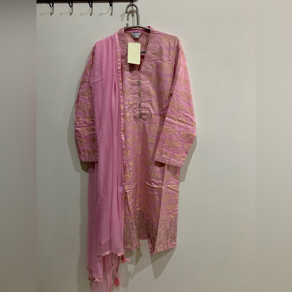 Elegant Pink Women's Dress - Picture 4 of 12
